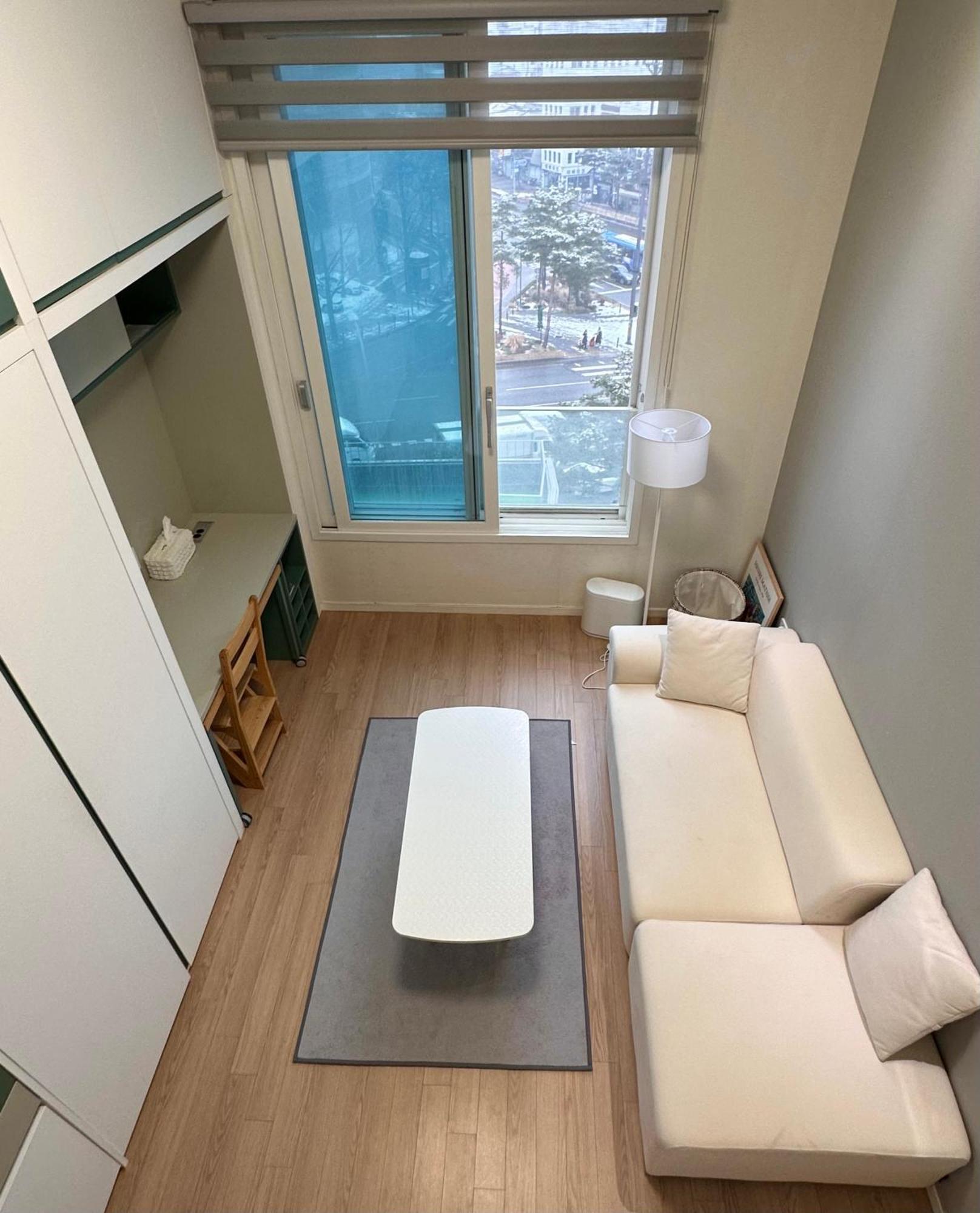 Excellent Location, Comfortable, Dyson Airwrap Seoul